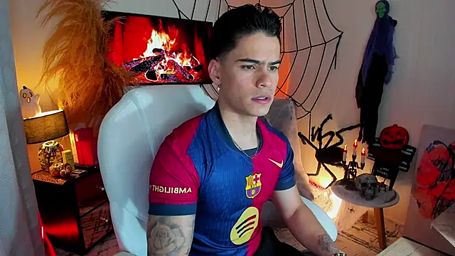 Snapshot of Matias_Murrier chatting on 10-26-25, 11:38 Matias Murrier online show from 10-26-25, 11:38