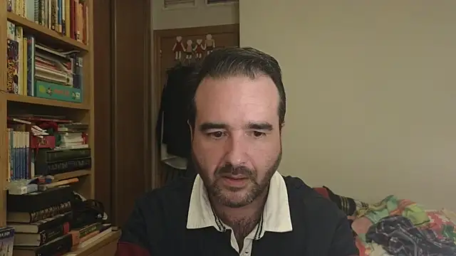 Snapshot of curiosillo83 chatting on 11-16-25, 09:31 curiosillo83 online show from 11-16-25, 09:31