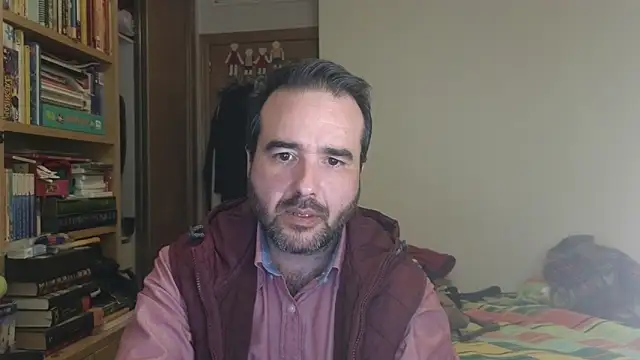 Snapshot of curiosillo83 chatting on 12-03-25, 03:21 curiosillo83 online show from 12-03-25, 03:21