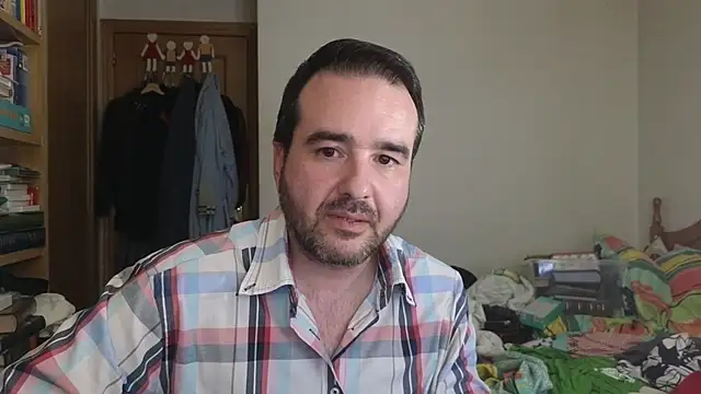 curiosillo83 online show from 05-26-26, 03:08