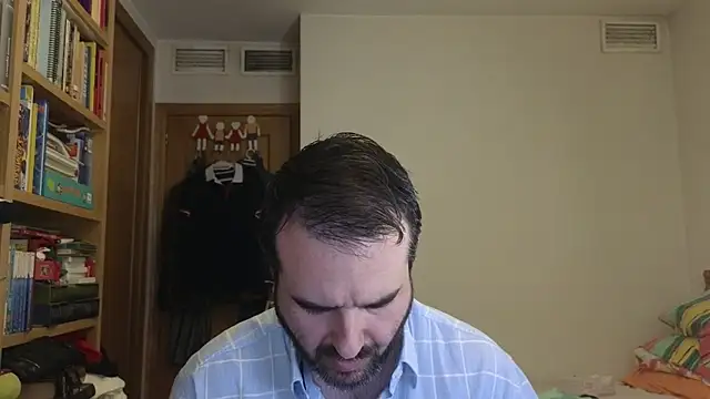 curiosillo83 online show from 06-11-26, 10:57