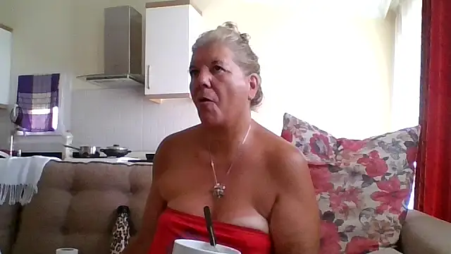 TrustfulVampire1 online show from 07-05-26, 05:47