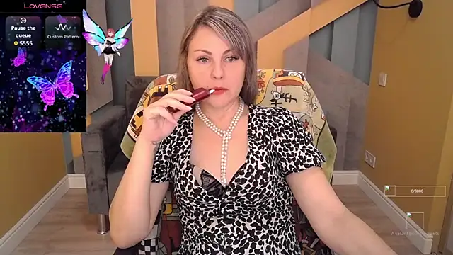 Candy Long online show from 10-20-25, 05:30