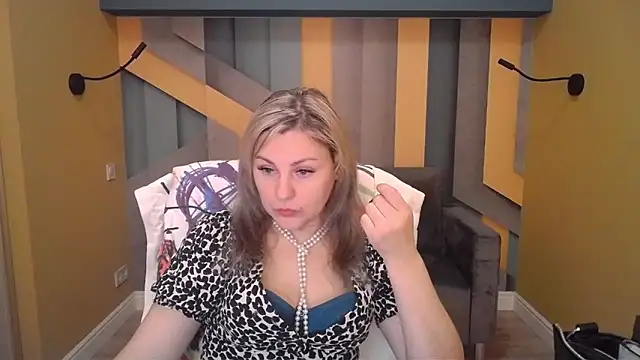 Candy Long online show from 12-01-25, 06:29