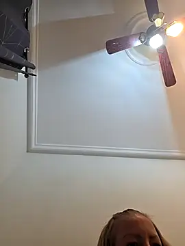 Snapshot of Jassy_Foxy chatting on 10-10-25, 01:21 Jassy Foxy online show from 10-10-25, 01:21