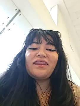 Sakura 0505 online show from 01-15-26, 10:24