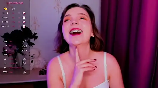 KindHazelHere  online show from 11-27-25, 12:24