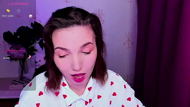 KindHazelHere  online show from 04-10-26, 06:12