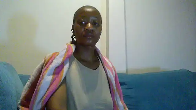 Snapshot of Hardnipples8 chatting on 05-30-26, 11:13 Hardnipples8 online show from 05-30-26, 11:13