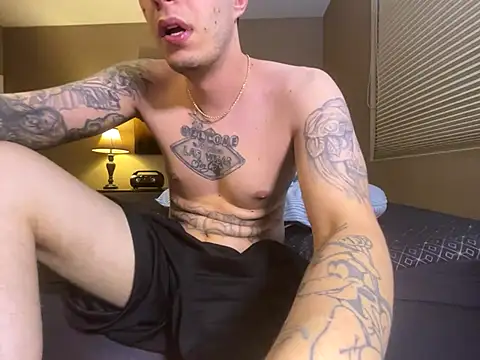 Bwcjoshbanks online show from 10-08-25, 02:20