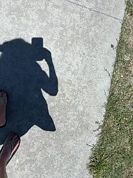 TiffaneyLove online show from 04-17-26, 05:05