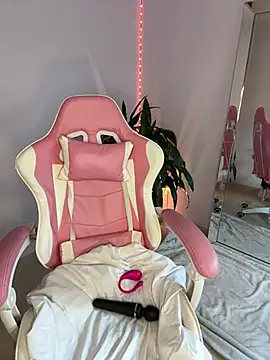 JESYSOZ23  online show from 02-07-26, 03:16