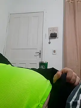 Snapshot of Alexandre123pica chatting on 07-14-26, 08:25 Alexandre123pica online show from 07-14-26, 08:25