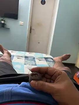 yourheroforfun online show from 04-06-26, 06:42