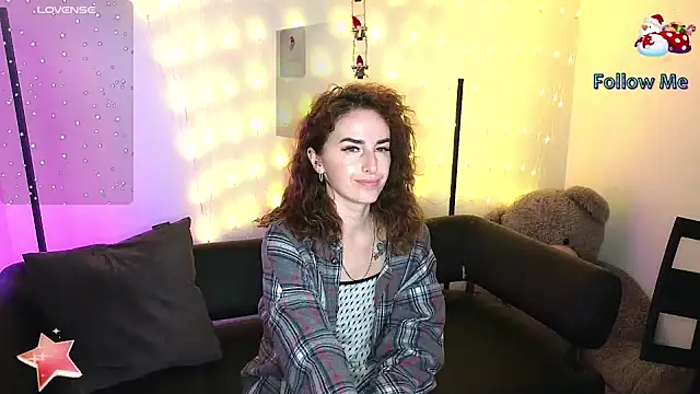 Snapshot of xx_adrihanna_xx chatting on 12-23-24, 06:00 xx adrihanna xx online show from 12-23-24, 06:00
