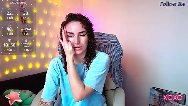 Snapshot of xx_adrihanna_xx chatting on 01-23-25, 06:39 xx adrihanna xx online show from 01-23-25, 06:39