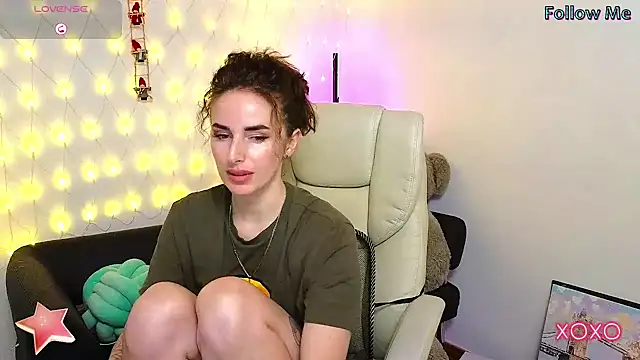 Snapshot of xx_adrihanna_xx chatting on 01-29-25, 04:08 xx adrihanna xx online show from 01-29-25, 04:08