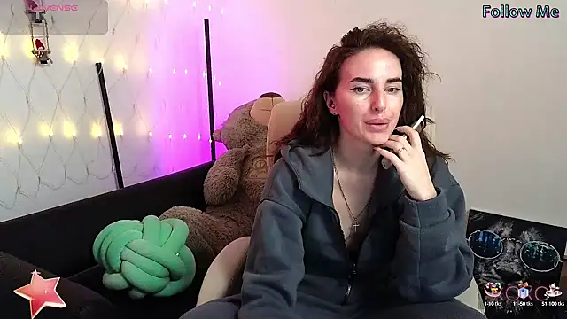 Snapshot of xx_adrihanna_xx chatting on 02-06-25, 06:29 xx adrihanna xx online show from 02-06-25, 06:29