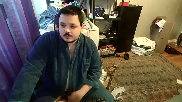 Snapshot of Bebemickey75 chatting on 03-08-25, 08:11 Bebemickey75 online show from 03-08-25, 08:11