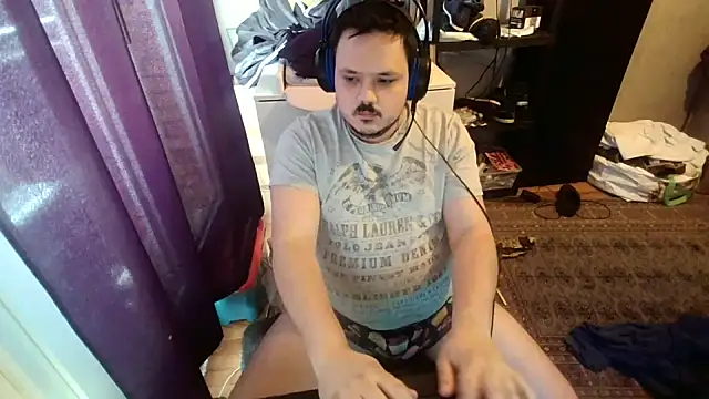 Snapshot of Bebemickey75 chatting on 03-08-25, 11:16 Bebemickey75 online show from 03-08-25, 11:16