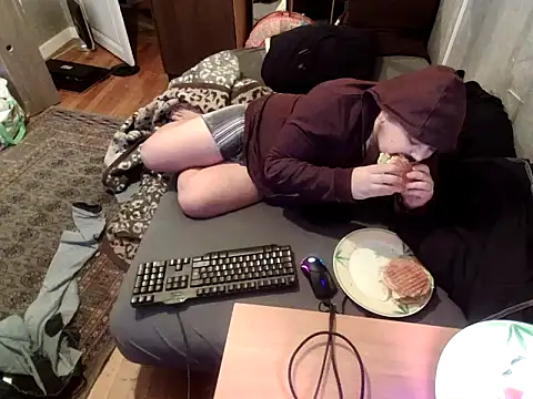 Snapshot of Bebemickey75 chatting on 03-09-25, 03:05 Bebemickey75 online show from 03-09-25, 03:05