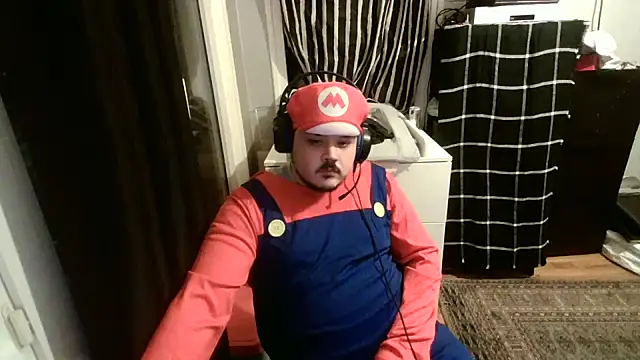 Snapshot of Bebemickey75 chatting on 03-15-25, 11:50 Bebemickey75 online show from 03-15-25, 11:50