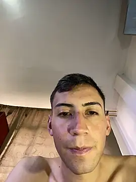 vpn1000 online show from 11-29-25, 04:43