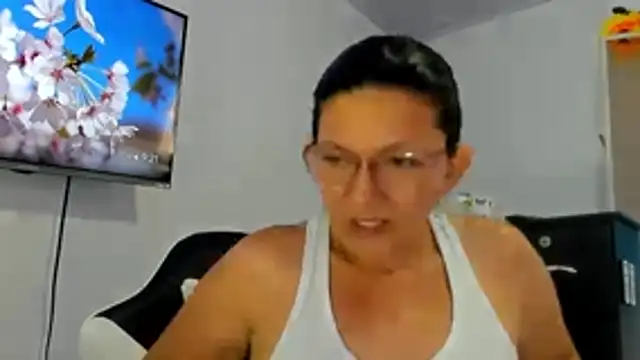 Angelblue  online show from 04-18-26, 02:21