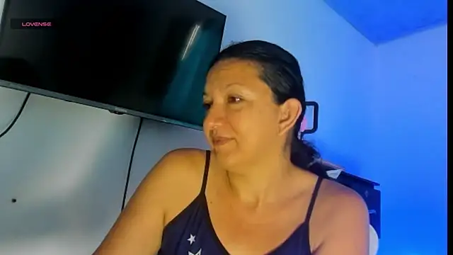 Angelblue  online show from 06-06-26, 01:27