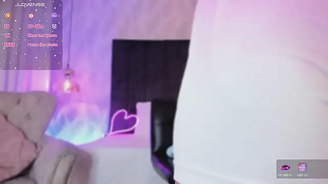 Snapshot of kataliina__ chatting on 03-20-25, 12:00 kataliina online show from 03-20-25, 12:00