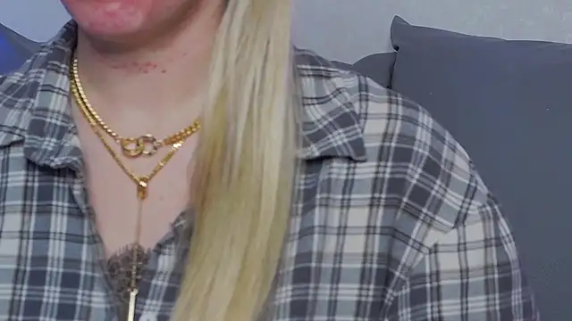 SofiJames online show from 02-27-25, 11:10