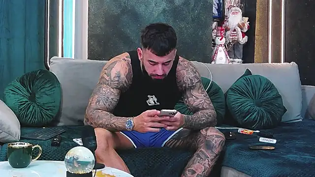 masterkingofmusclee online show from 12-05-24, 08:55