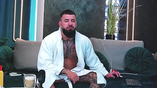 masterkingofmusclee online show from 01-11-25, 08:00