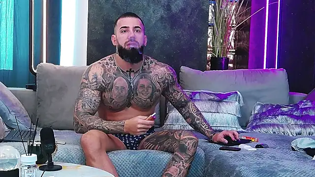 masterkingofmusclee online show from 02-25-25, 07:09