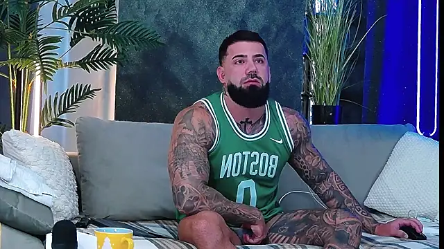 masterkingofmusclee online show from 10-04-25, 06:55