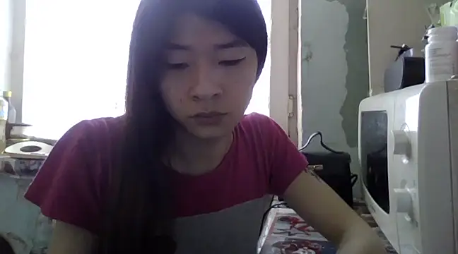 CarlyJoy online show from 02-22-25, 10:40