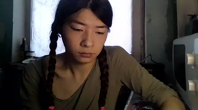 CarlyJoy online show from 02-26-25, 12:25