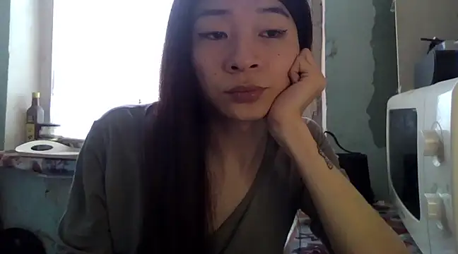 CarlyJoy online show from 03-01-25, 05:09
