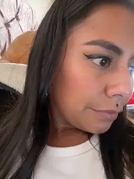 im amber online show from 02-24-25, 09:20