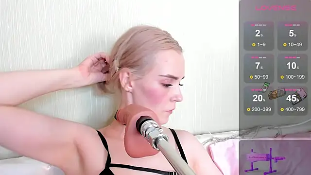 Kaya Devis online show from 02-24-25, 07:55