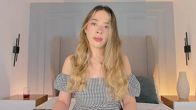 chloe d online show from 03-29-26, 01:55