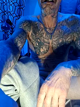 deepstroker42071 online show from 11-23-25, 04:34