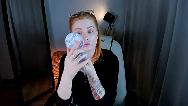 Mira  Blush online show from 03-08-25, 06:32