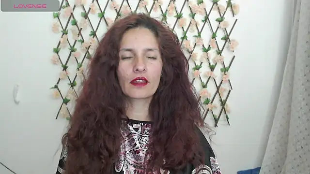 Snapshot of catalina_duran1 chatting on 07-19-26, 05:33 catalina duran1 online show from 07-19-26, 05:33