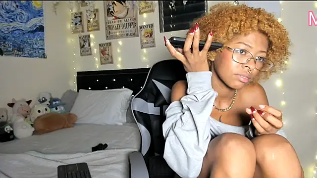 Cristal Jonasxh online show from 01-27-25, 06:30