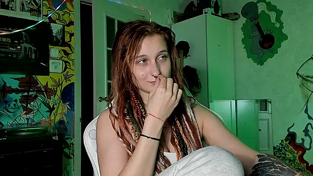 Sunny Mouse  online show from 10-07-25, 05:10