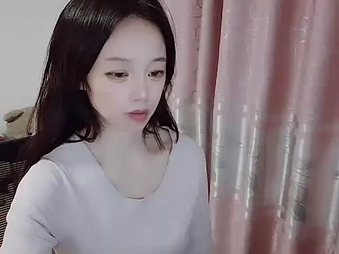 wwcc123 online show from 12-22-25, 03:53