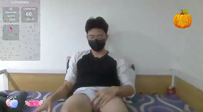 Gwencloudy online show from 02-07-25, 04:35