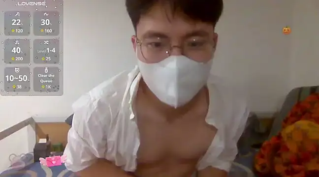 Gwencloudy online show from 02-21-25, 01:44