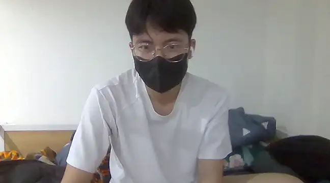 Gwencloudy online show from 03-09-25, 01:59